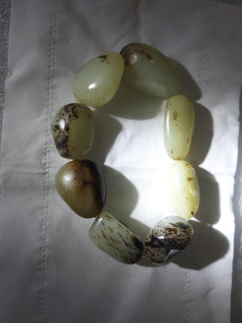 古玩雜項(xiàng)和田玉隨型手串拍賣，當(dāng)前價(jià)格1288元
