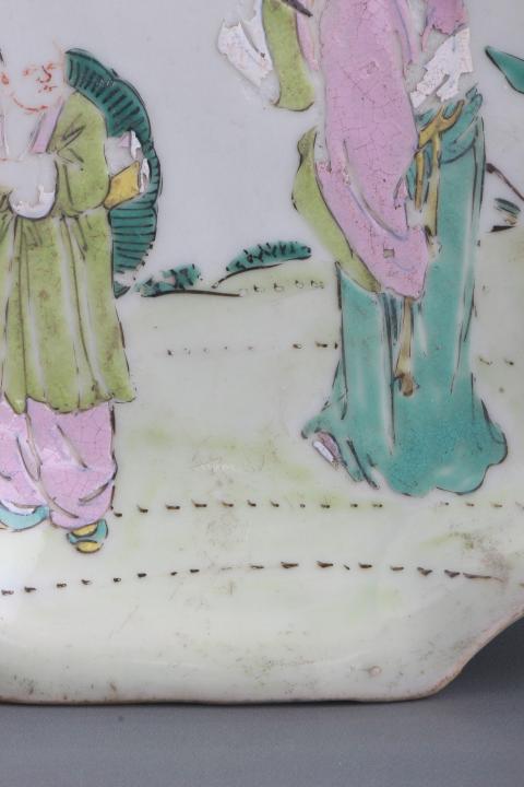 古玩陶瓷【7535】清晚期  粉彩高士童子圖六邊倭角供盤拍賣，當(dāng)前價(jià)格4000元