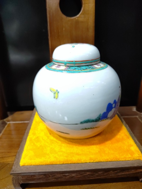 古玩陶瓷民國五子奪魁五彩罐拍賣，當前價格1888元