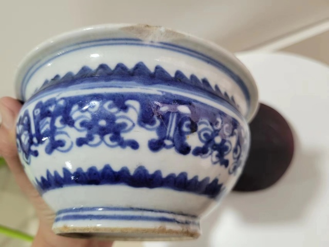 古玩陶瓷乾隆青花虁龍紋小琴爐拍賣,當前價格800元
