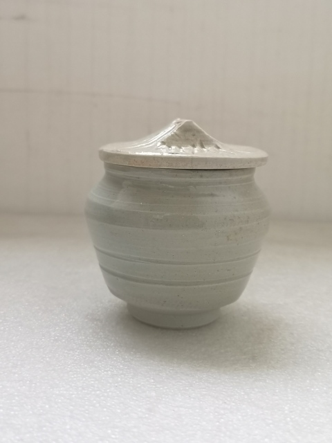 古玩陶瓷元代影清蓋罐拍賣，當(dāng)前價(jià)格1280元