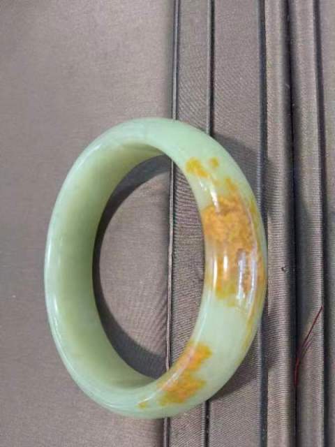 古玩玉器河磨玉素紋手鐲拍賣,當前價格18000元
