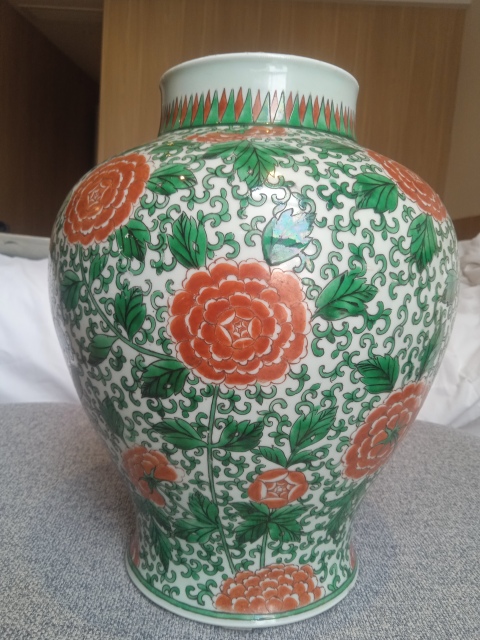 古玩陶瓷民國紅綠彩纏枝花卉紋大罐拍賣，當前價格3999元