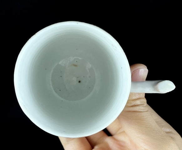 古玩陶瓷清乾隆廣彩人物故事圖把杯拍賣，當前價格2880元