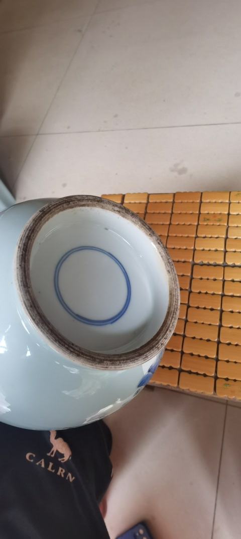 古玩陶瓷中晚期粉彩蒜頭瓶拍賣,當前價格6800元