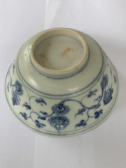 古玩陶瓷明宣德青花內月華外纏枝花卉八寶紋撇口碗拍賣,當前價格3210元