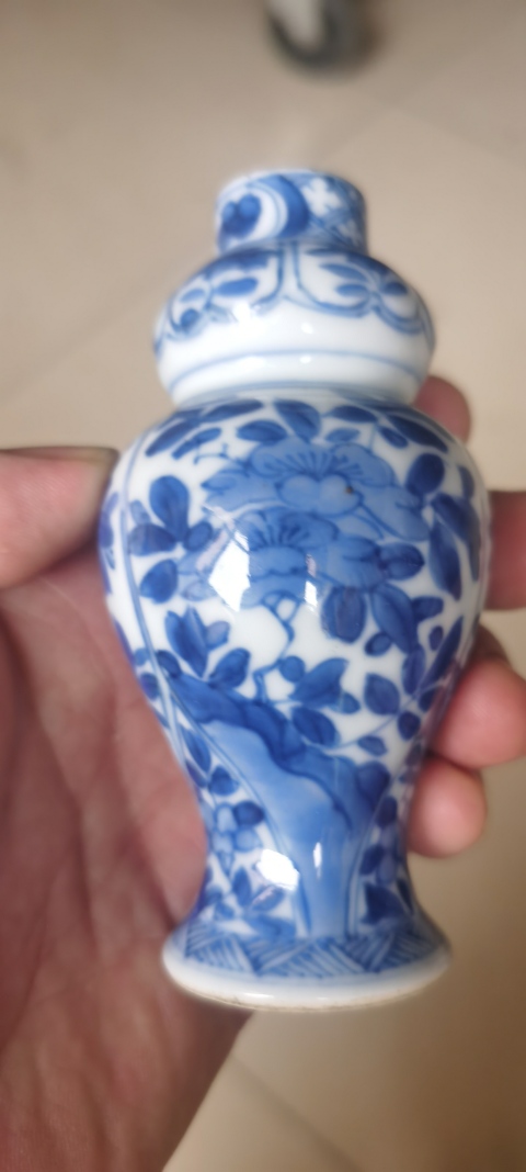 古玩陶瓷康熙青花纏枝蓮瓶拍賣，當(dāng)前價(jià)格5800元