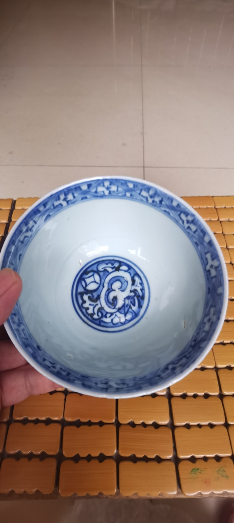 古玩陶瓷明代青花碗拍賣(mài)，當(dāng)前價(jià)格3800元