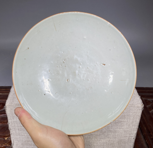 古玩陶瓷明代早期甜白釉大盤拍賣,當(dāng)前價(jià)格588元