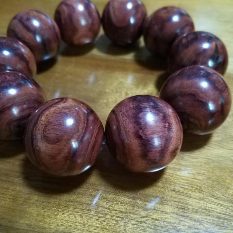 古玩雜項(xiàng)紫油梨手串拍賣，當(dāng)前價(jià)格800元