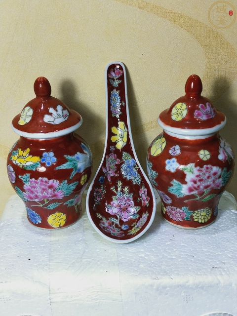 古玩陶瓷粉彩花卉紋蓋罐拍賣,當前價格266元