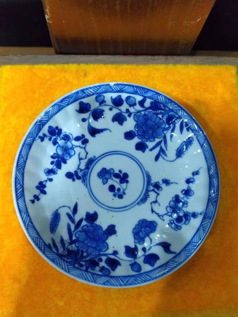 古玩陶瓷清康熙花卉紋青花瓜棱杯盤拍賣，當(dāng)前價格1888元