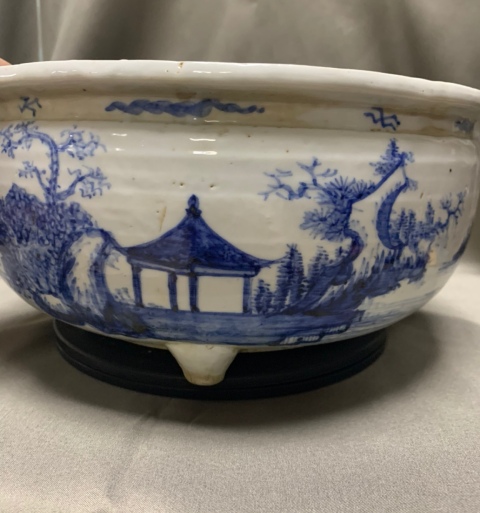 古玩陶瓷青花山水紋三足爐拍賣,當前價格9988元