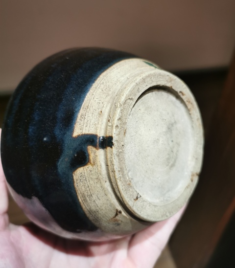 古玩陶瓷明代?黑釉直口茶入拍賣,當(dāng)前價(jià)格999元
