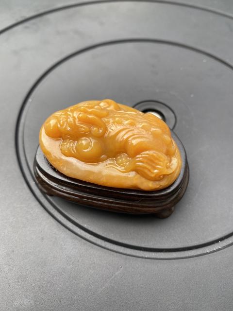 古玩雜項(xiàng)壽山田黃石擺件拍賣,當(dāng)前價(jià)格4200元