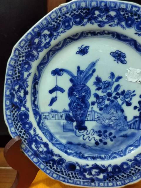 古玩陶瓷清雍乾博古圖青花盤拍賣,當(dāng)前價(jià)格1888元
