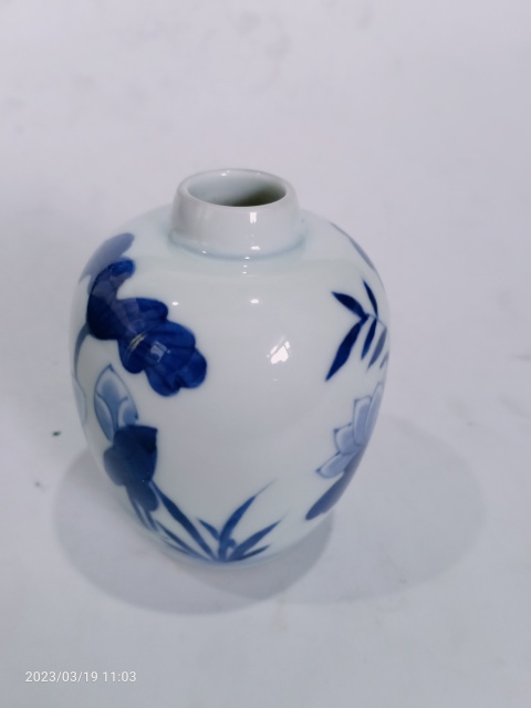 古玩陶瓷一路連科青花罐拍賣,當(dāng)前價格0元