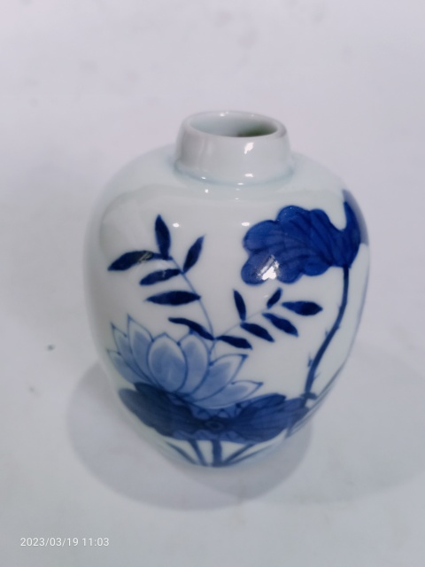 古玩陶瓷一路連科青花罐拍賣,當(dāng)前價格0元