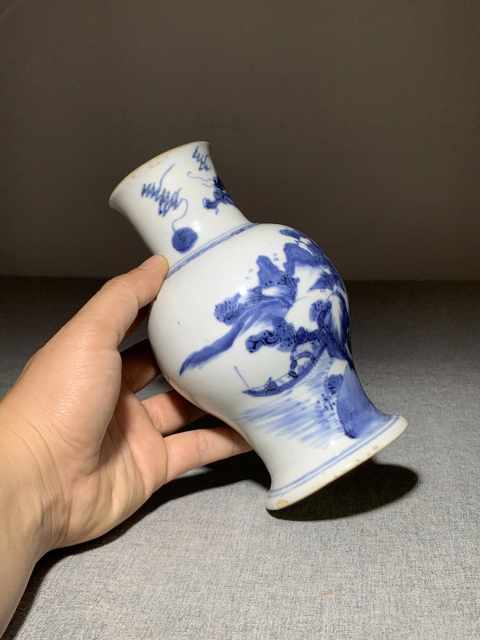 古玩陶瓷康熙山水紋青花瓶拍賣，當前價格998元