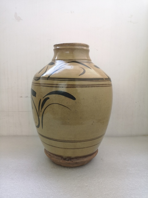 古玩陶瓷清早期磁州窯罐拍賣,當(dāng)前價(jià)格750元