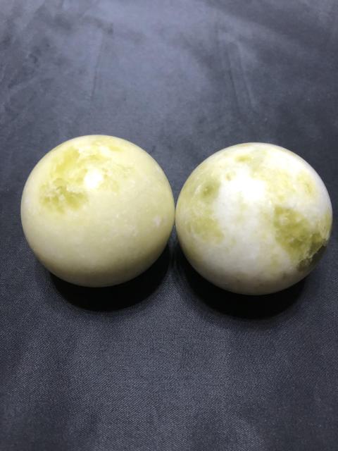 古玩玉器藍田玉健身球精品拍賣，當前價格88元
