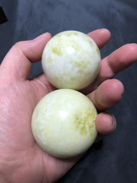 古玩玉器藍田玉健身球精品拍賣，當前價格88元