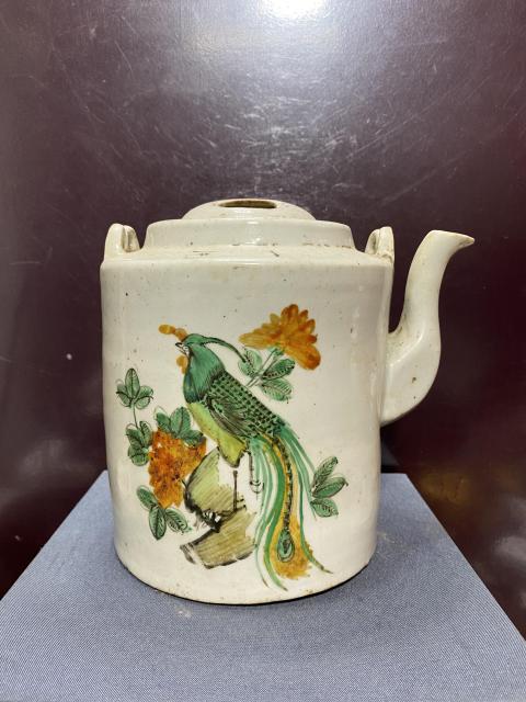 古玩陶瓷清，粉彩鳳凰牡丹紋壺拍賣，當(dāng)前價(jià)格1150元