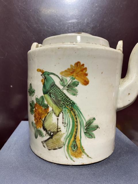 古玩陶瓷清，粉彩鳳凰牡丹紋壺拍賣，當(dāng)前價(jià)格1150元