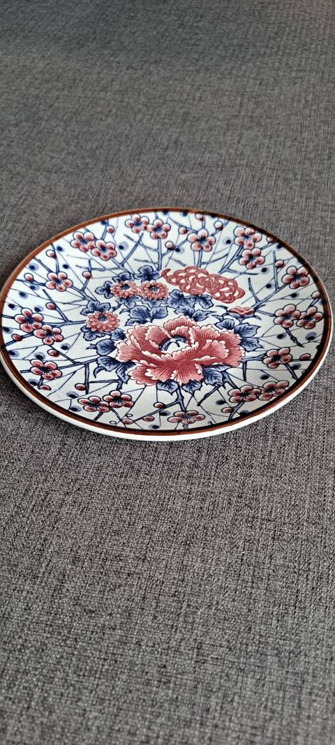 古玩陶瓷青花加彩花卉紋盤拍賣，當前價格350元