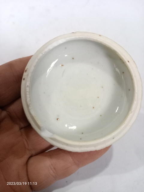 古玩陶瓷康熙青花蓋盒拍賣,當(dāng)前價(jià)格399元