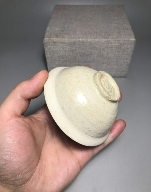 古玩陶瓷（宋精品）米黃釉茶盞拍賣，當(dāng)前價格6888元