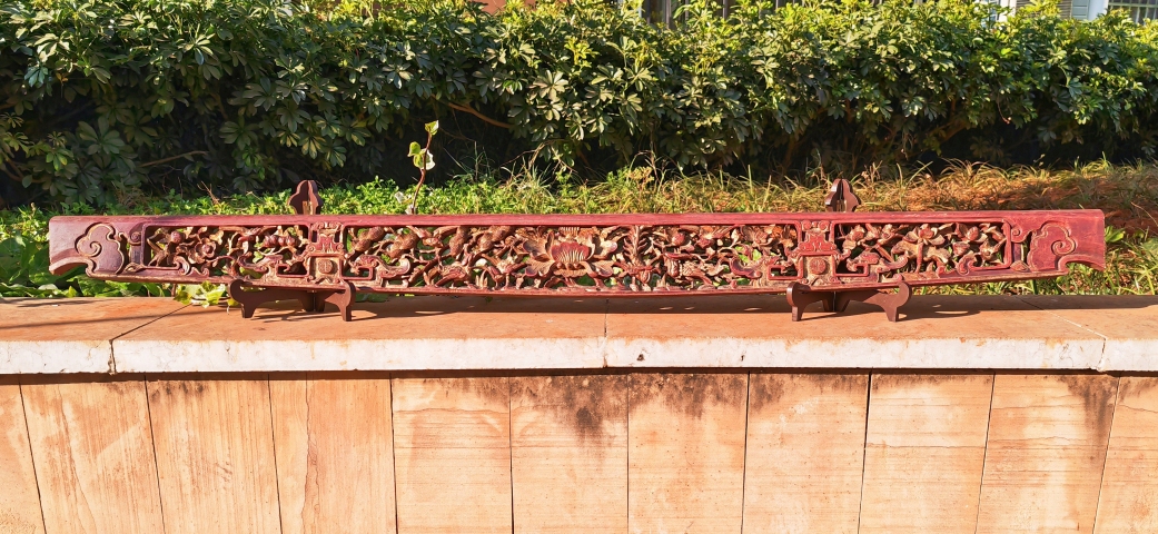 古玩雜項民國?漆金花開富貴鏤空雕花木雕板拍賣，當前價格220元