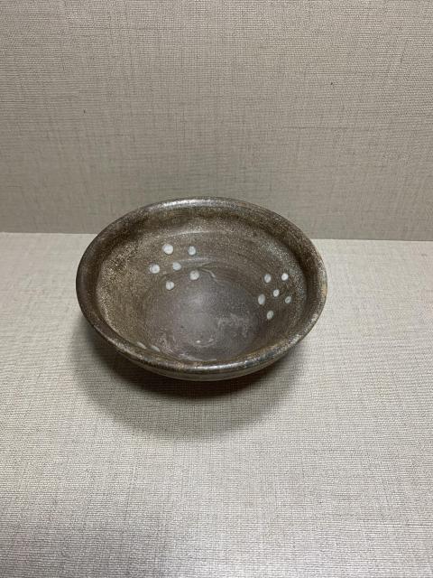 古玩陶瓷宋代褐釉點(diǎn)彩盞拍賣(mài)，當(dāng)前價(jià)格2000元