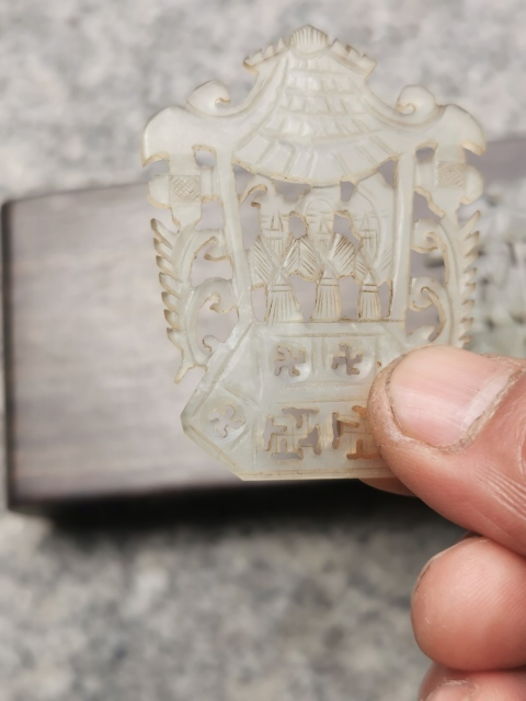 古玩玉器岫玉雕“福祿壽”花片拍賣(mài)，當(dāng)前價(jià)格800元