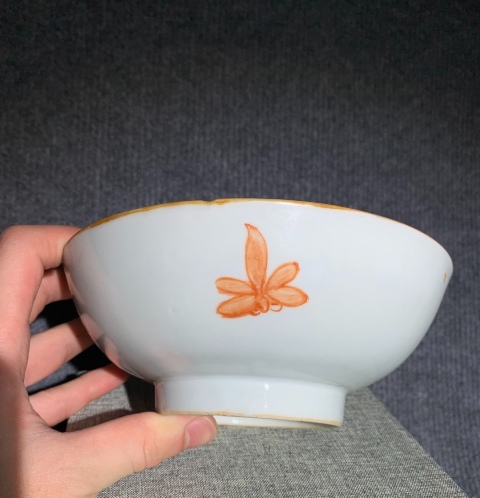 古玩陶瓷晚清粉彩荷池蛙趣碗拍賣,當前價格1500元