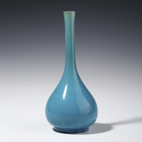 古玩陶瓷民國·孔雀藍釉長頸瓶拍賣，當前價格6800元