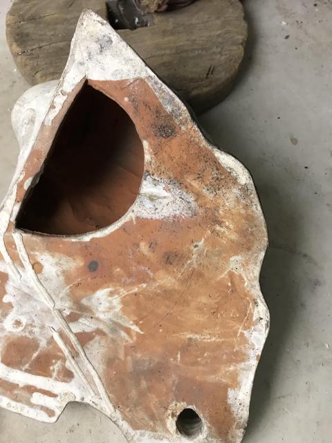 古玩陶瓷初看約50.60年代磁州窯獅子形水滴拍賣，當前價格800元