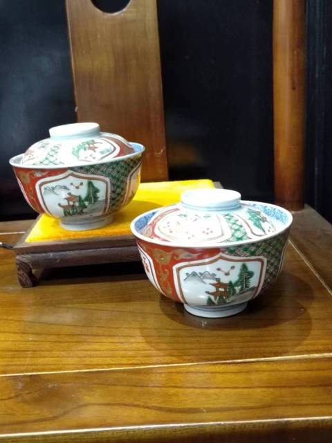 古玩陶瓷晚清民國亭臺(tái)樓閣花卉紋青花五彩蓋碗拍賣，當(dāng)前價(jià)格888元