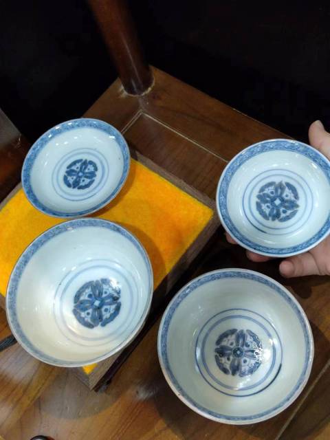 古玩陶瓷晚清民國亭臺(tái)樓閣花卉紋青花五彩蓋碗拍賣，當(dāng)前價(jià)格888元