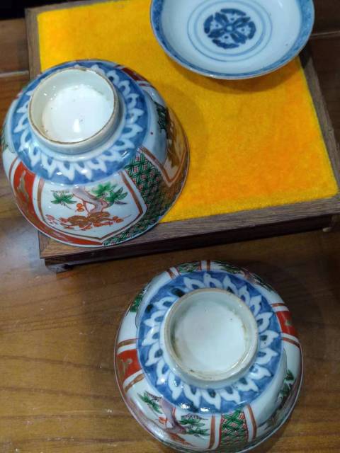 古玩陶瓷晚清民國亭臺(tái)樓閣花卉紋青花五彩蓋碗拍賣，當(dāng)前價(jià)格888元