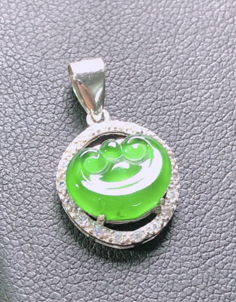 古玩玉器翡翠如意掛墜拍賣,當前價格298元