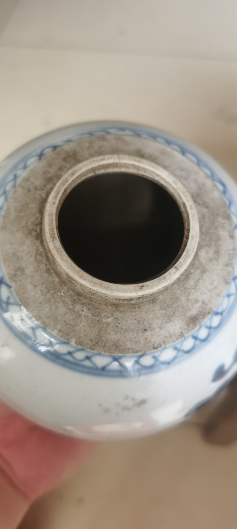 古玩陶瓷中期博古圖青花罐拍賣(mài)，當(dāng)前價(jià)格3800元