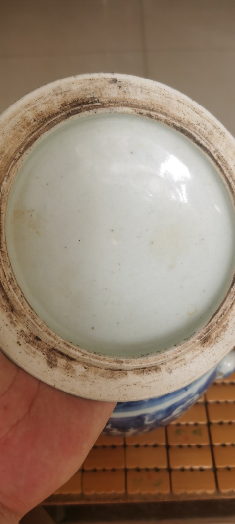 古玩陶瓷清中期龍紋四系粥罐拍賣，當前價格3000元