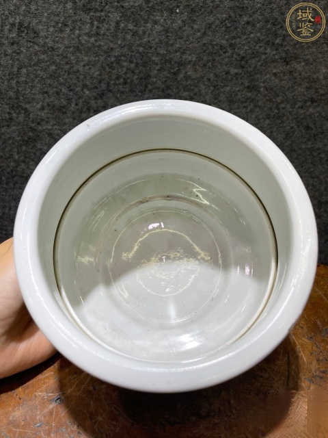 古玩陶瓷晚清民國(guó)?粉彩高仕圖朝珠盒（帶保真卡）拍賣(mài)，當(dāng)前價(jià)格9800元