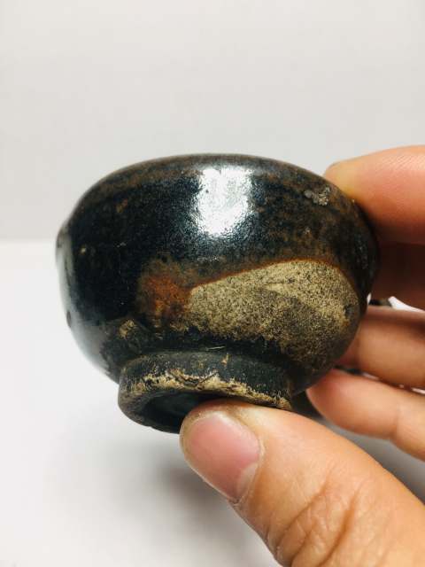 古玩陶瓷元代烏金釉杯一對拍賣，當前價格399元