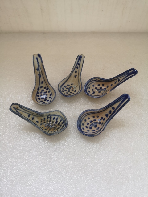 古玩陶瓷清中青花湯勺拍賣,當前價格298元