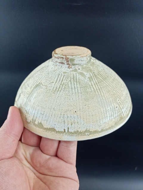 古玩陶瓷【收藏級】北宋同安窯珠光青瓷刻花斗笠碗拍賣,當前價格0元