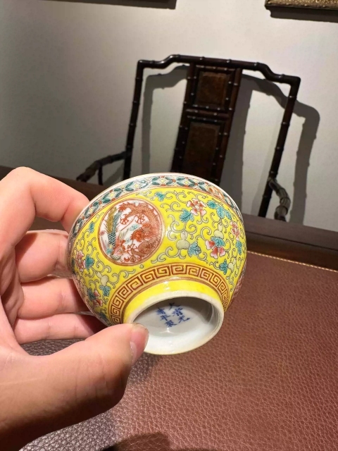 域鉴古玩】粉彩小碗鉴定结果_粉彩小碗真假鉴别