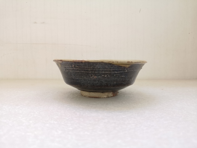 古玩陶瓷明早期磁州窯碗拍賣,當前價格680元