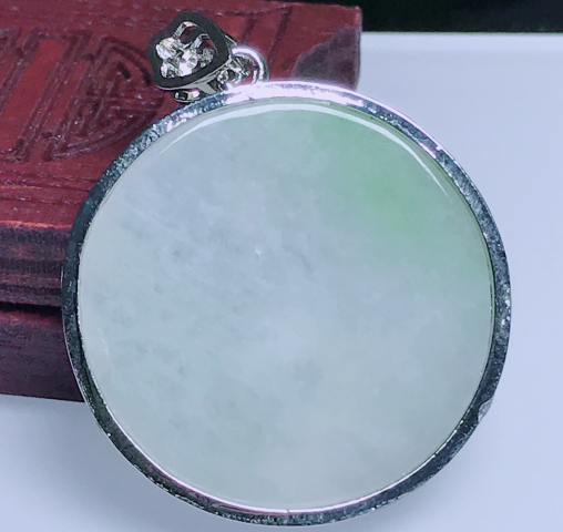 古玩玉器天然翡翠鑲嵌掛件拍賣,當前價格369元